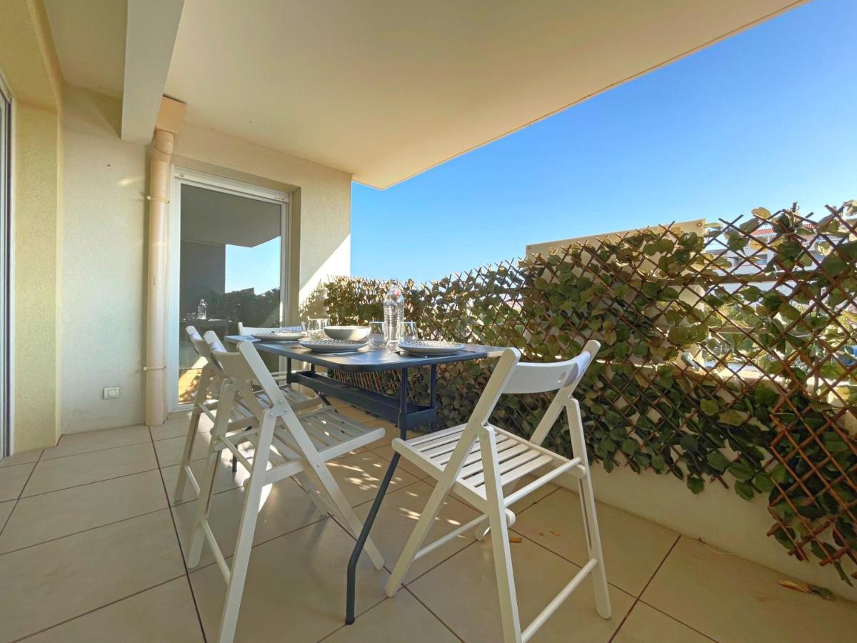 3P Climatise Avec Parking, Piscine, Proche Plage Et Commerces A Sete - Fr-1-338-497 Bagian luar foto